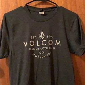 Volcom shirt